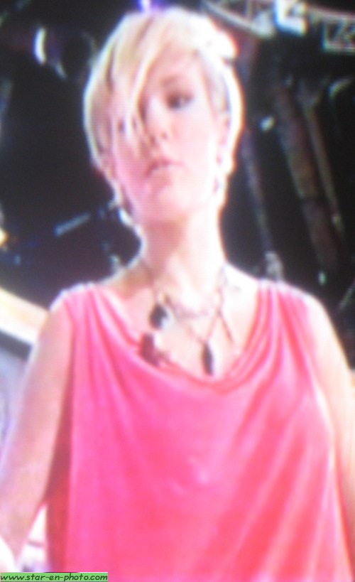 Lorie vue d'en bas
